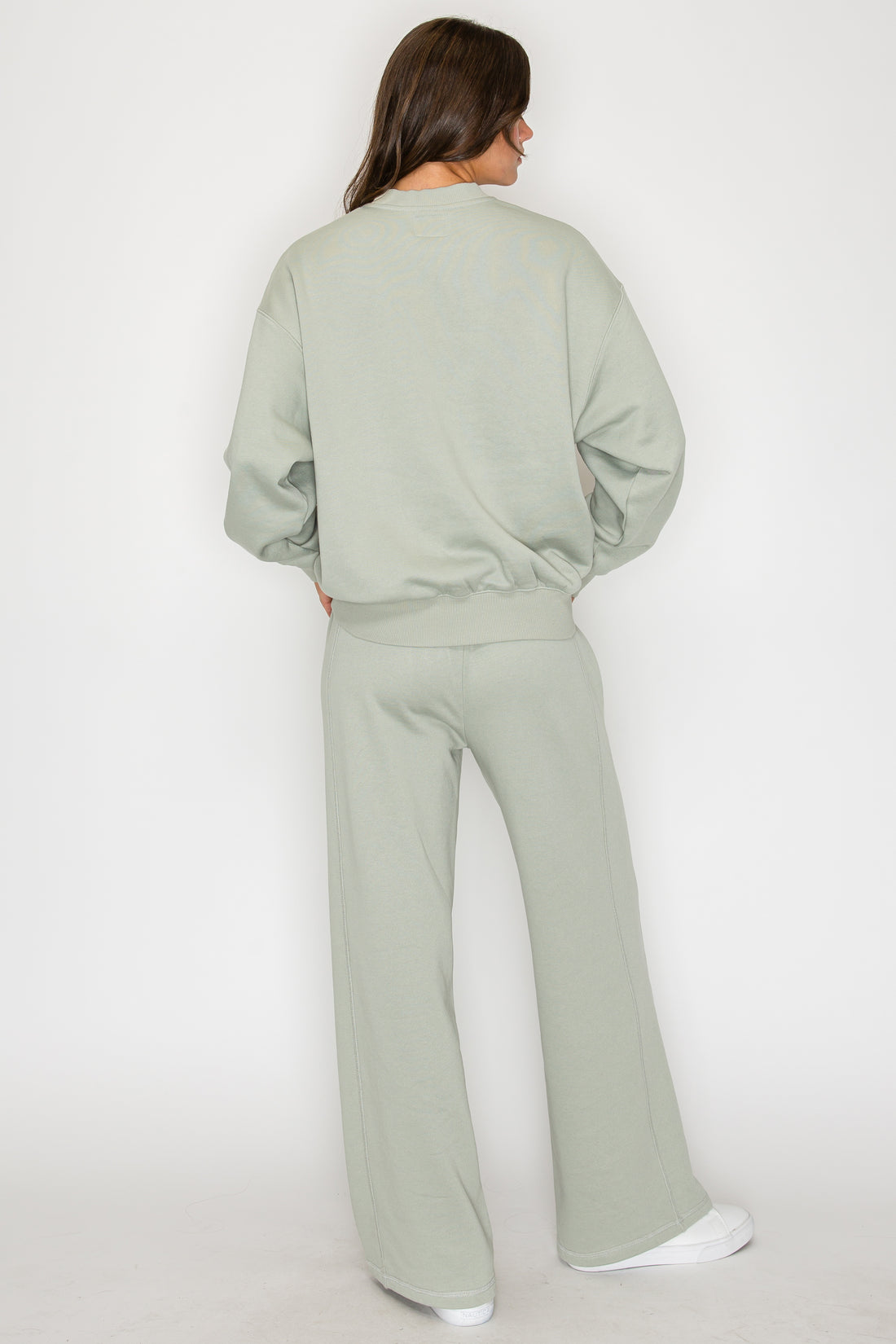 Core Wide-Leg Sweatpant