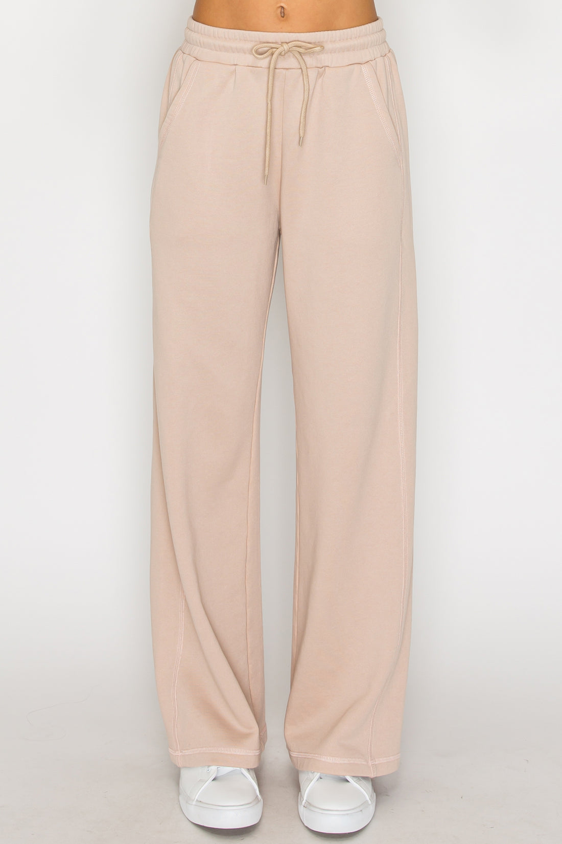 Core Wide-Leg Sweatpant
