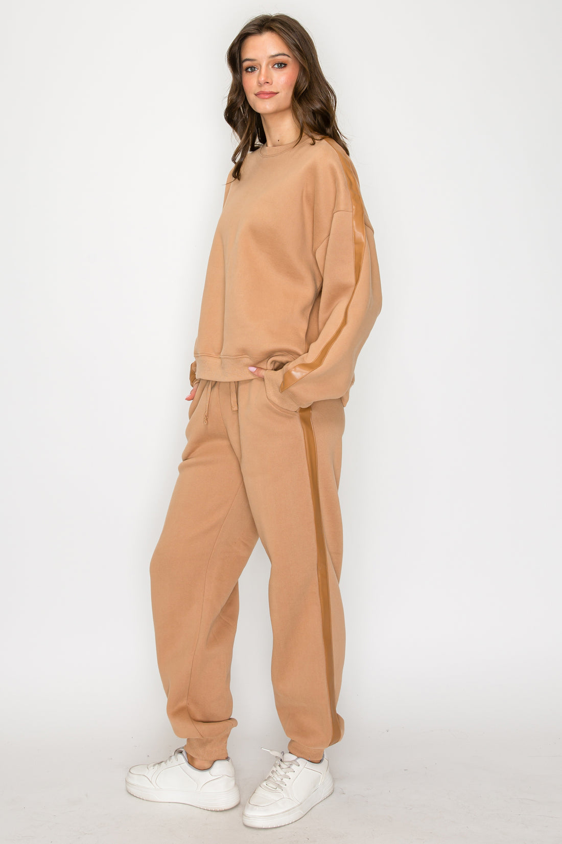 Stride Track Sweatshirt-Mocha