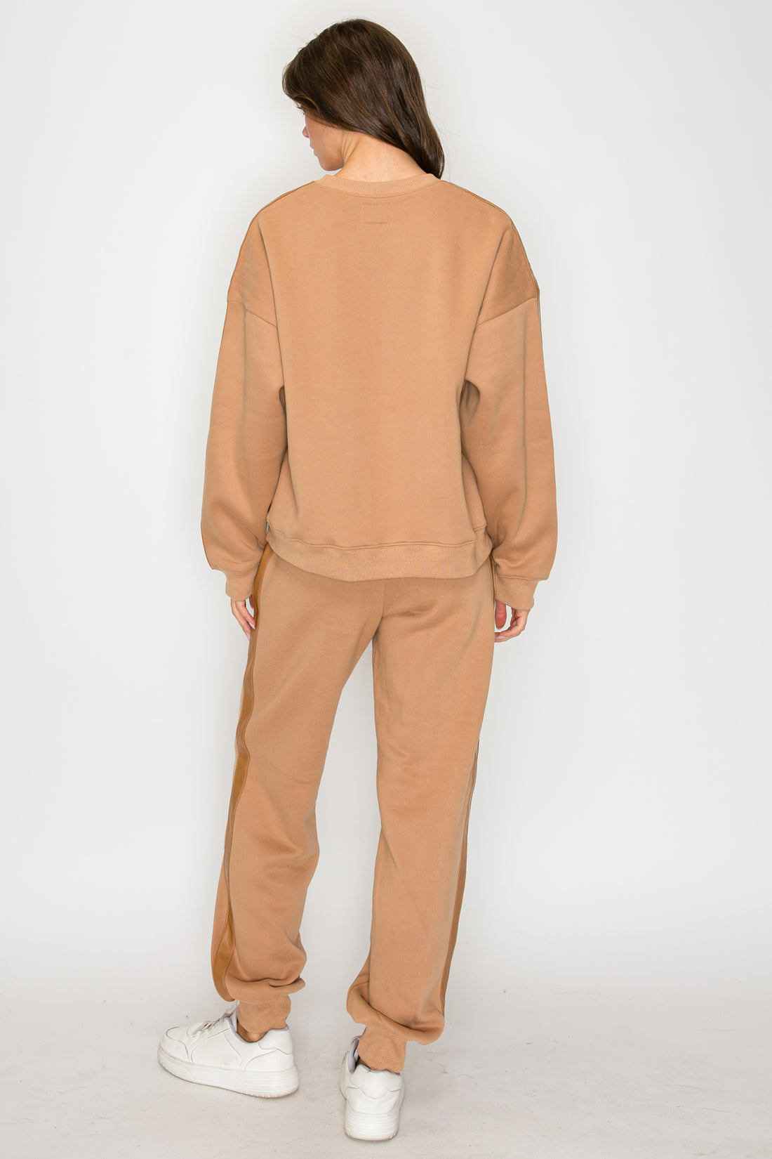 Stride Track Sweatshirt-Mocha